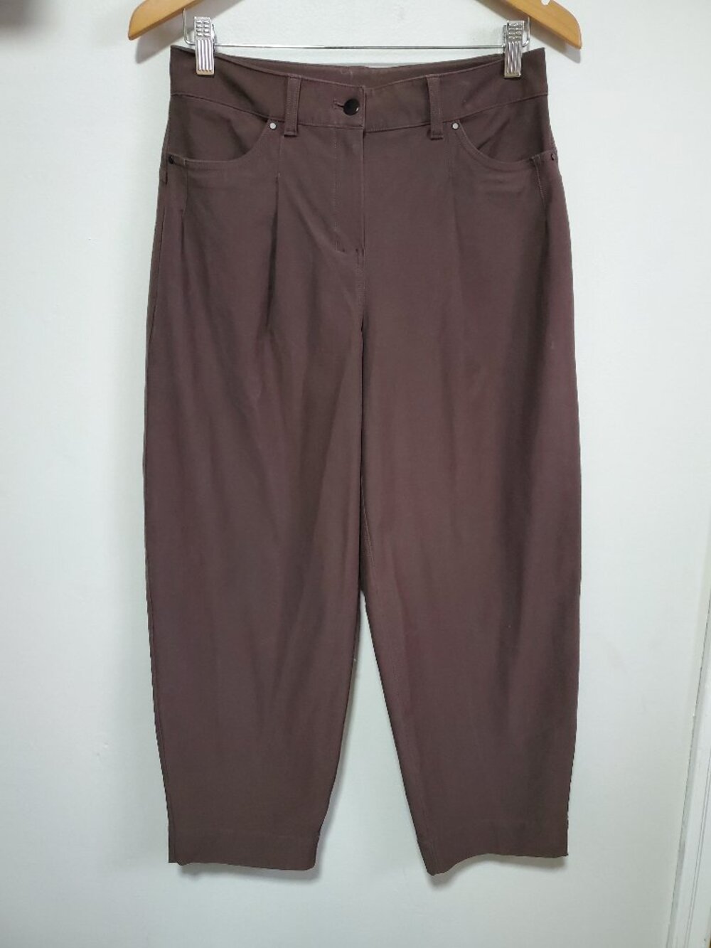 LULULEMON City Sleek Hi-Rise 27" Barrel-Leg Pant Espresso Sz 28 Light Utilitech - Picture 2 of 14